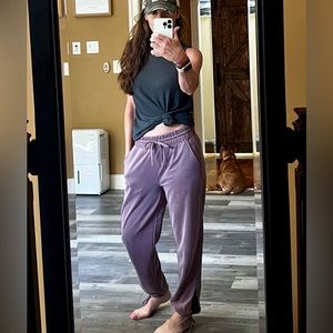 Purple yoga pant